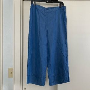 Women’s Jean Capri Pants
